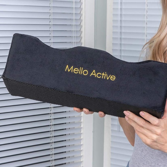 M&D fajas I have two XL and XXL and pillow after BBL surgery.Extremely clean - Picture 2 of 2